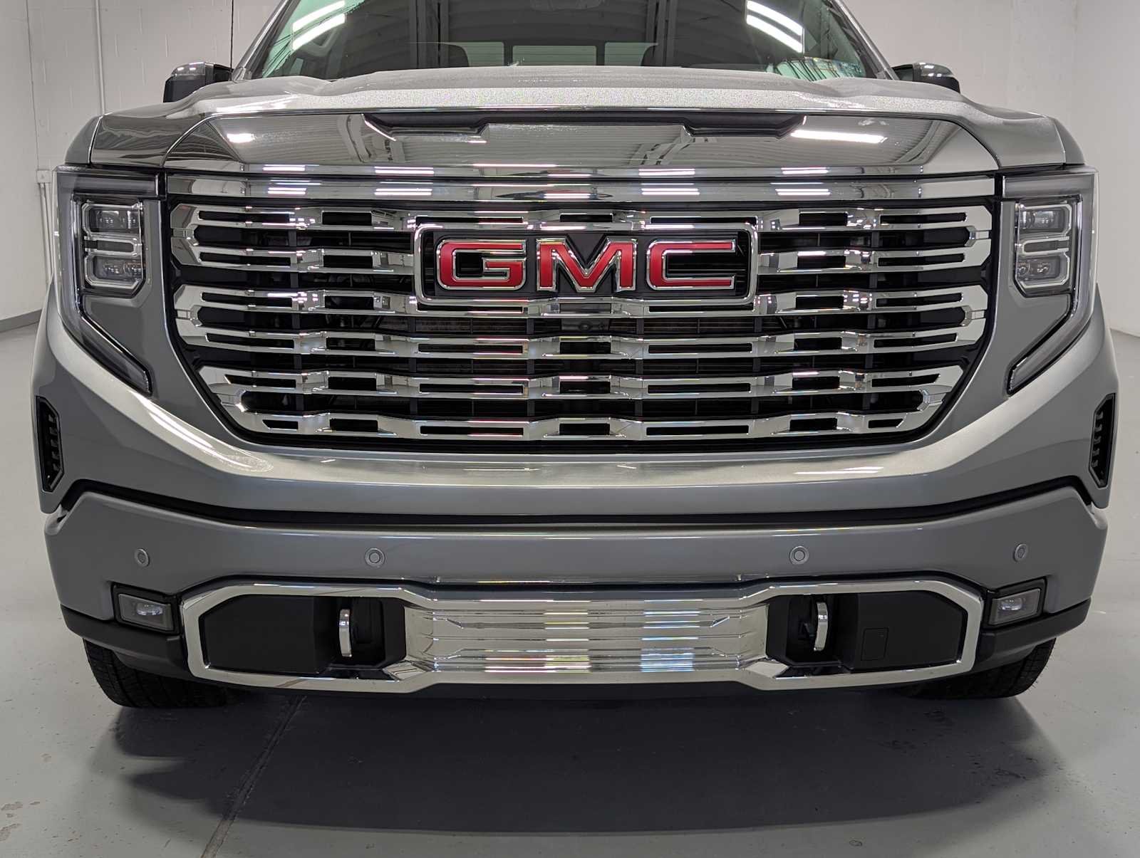 Certified Used 2025 Sterling Metallic GMC Denali image 2