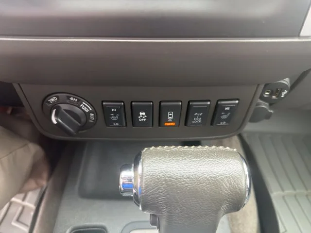 Used 2017 Black Nissan PRO-4X image 22
