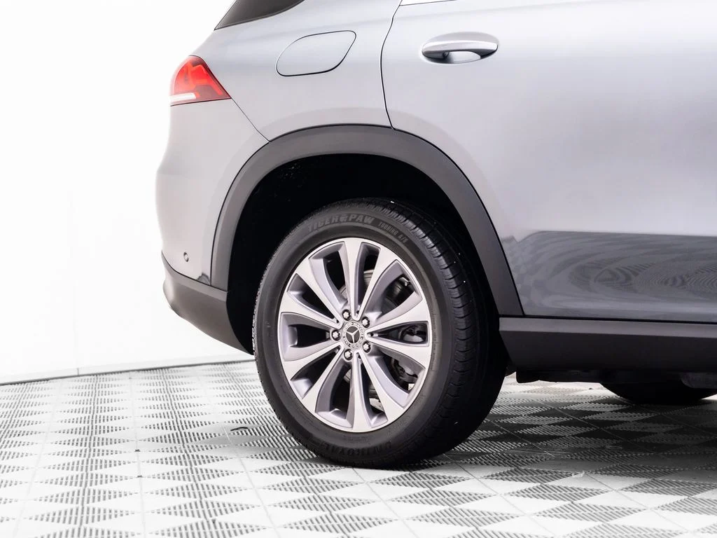 Used 2022 Gray Mercedes-Benz GLE 350 image 37