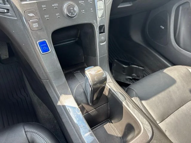 Used 2015 Silver Chevrolet Base image 27
