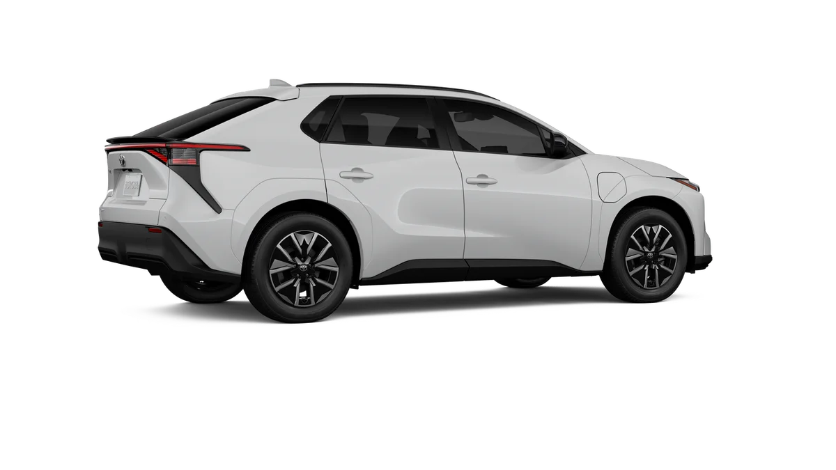 New 2026 Wind Chill Pearl Toyota XLE image 26