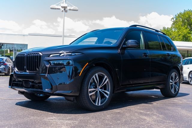 2027 BMW X7