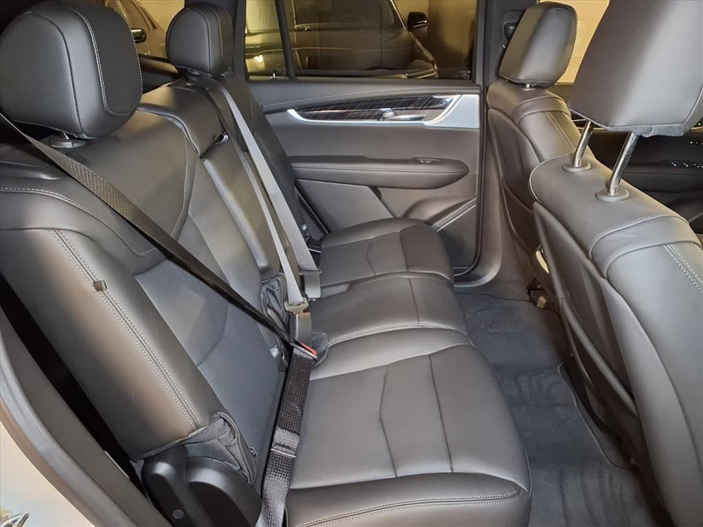 2025 Cadillac XT6 Premium Luxury - Photo 7