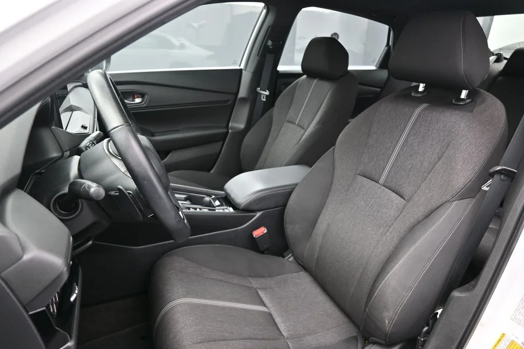 Used 2024 Platinum White Pearl Honda Sport image 15