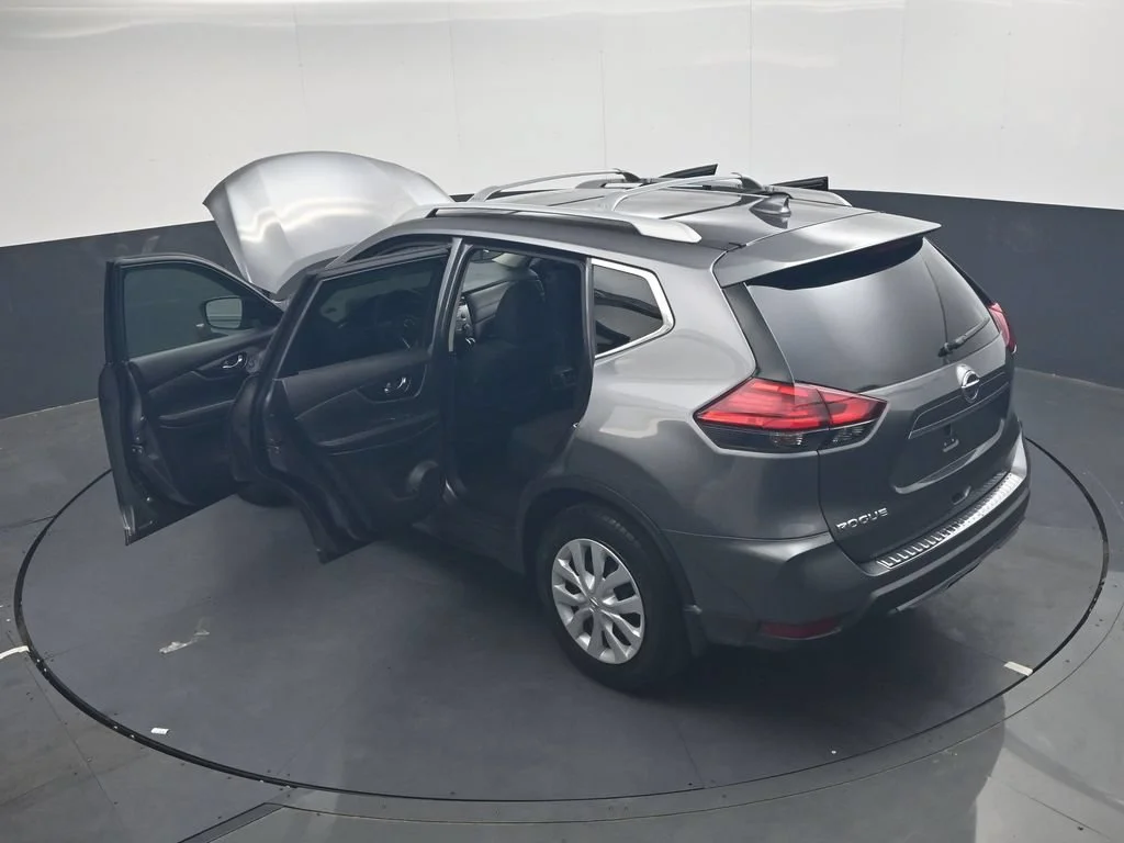 Used 2017 Gun Metallic Nissan S image 36