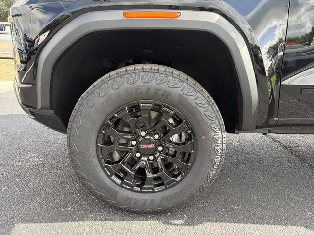 New 2026 Onyx Black GMC Elevation image 32