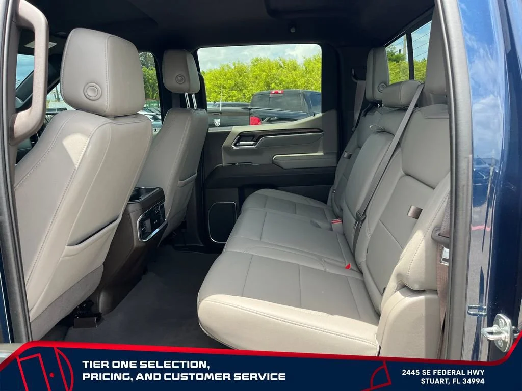 Used 2023 Pacific Blue Metallic GMC SLT image 11