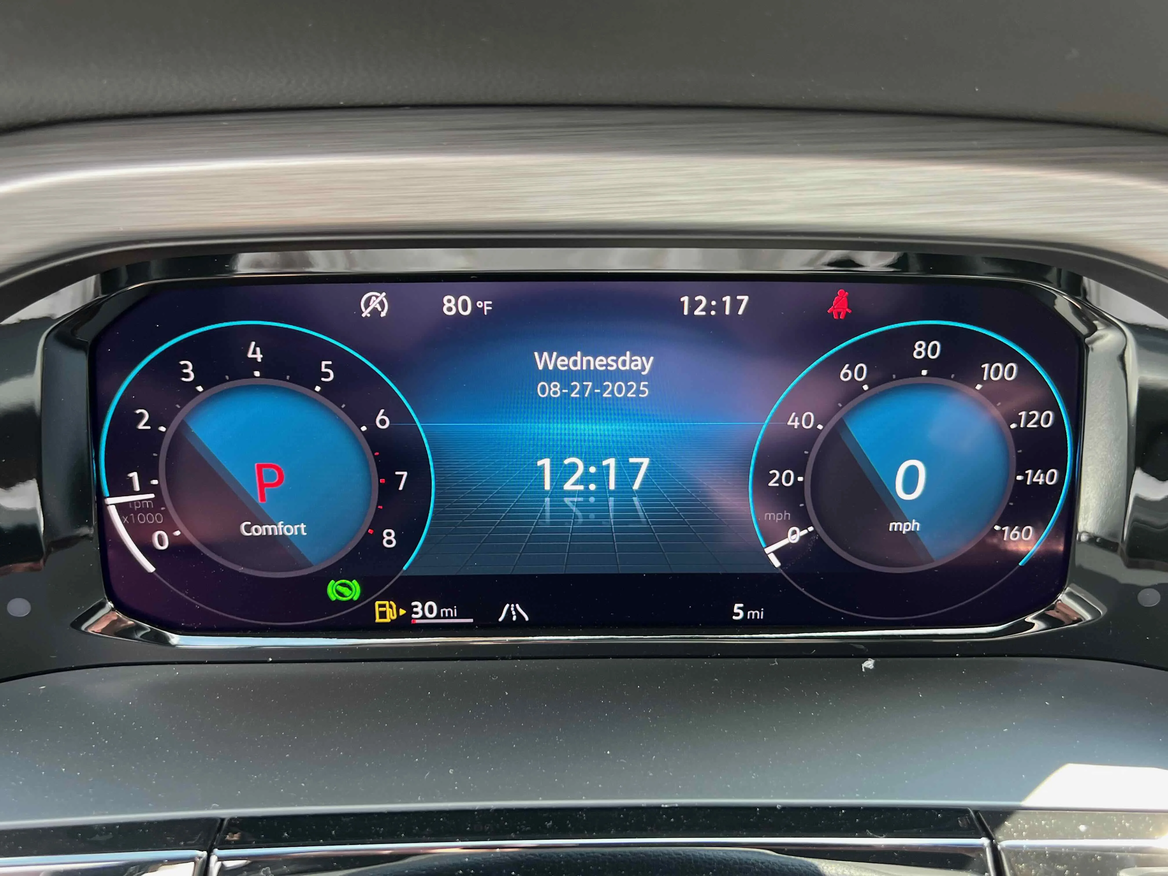 New 2026 Gray Volkswagen 2.0T SE w/Technology image 31
