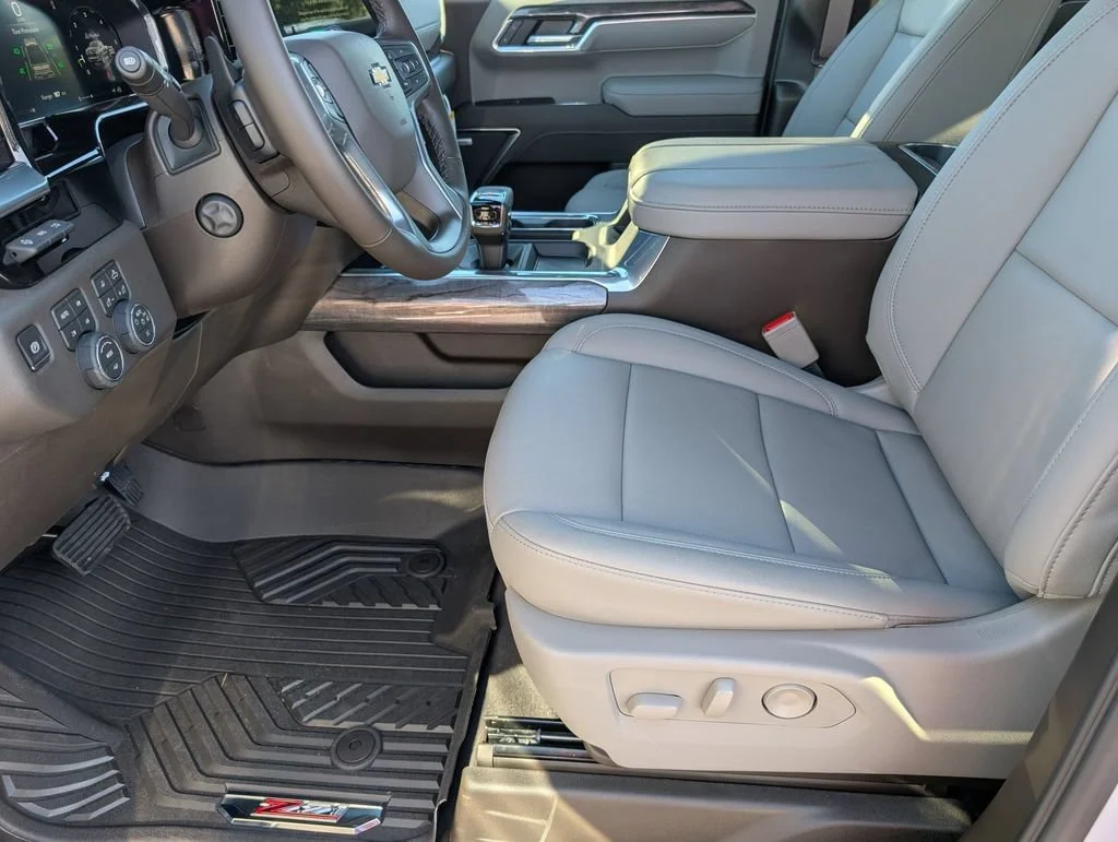 New 2026 Polar White Tricoat Chevrolet LTZ image 13