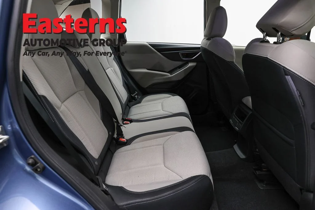 Used 2023 Blue Subaru Base image 23