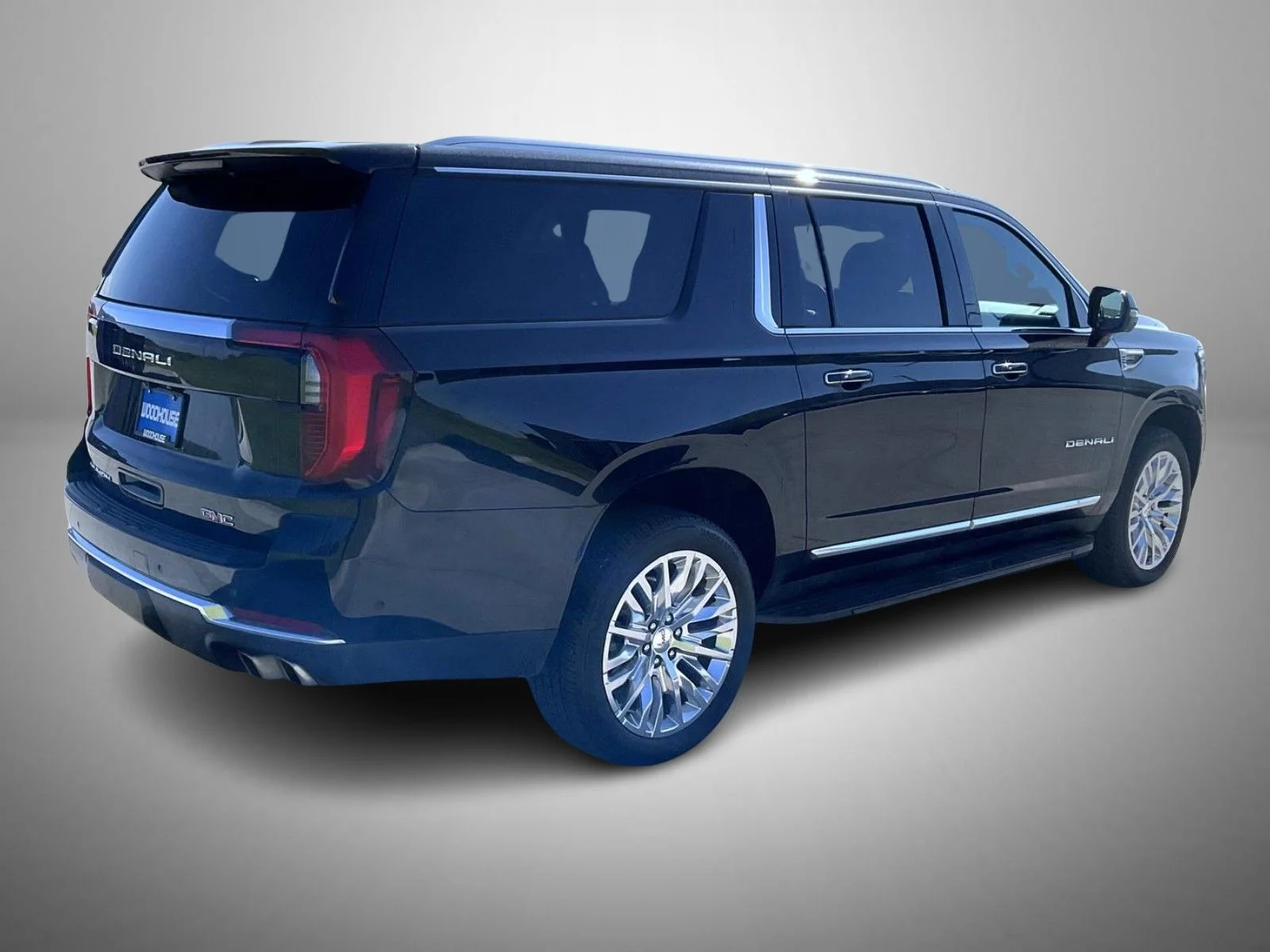 Used 2025 Black GMC Denali image 5