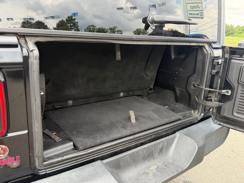 Used 2020 Black Jeep Sport image 5