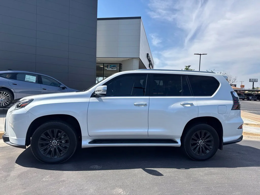 Certified Used 2023 White Pearl Lexus 460 image 1