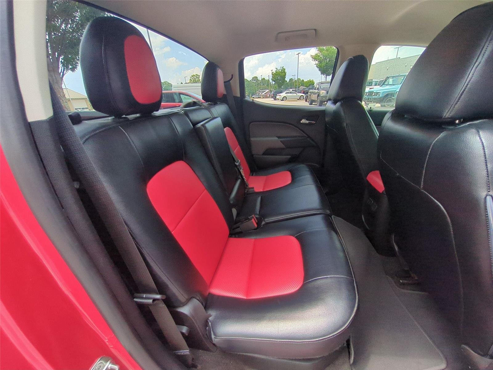 Used 2018 Red Hot Chevrolet 2WD LT image 33