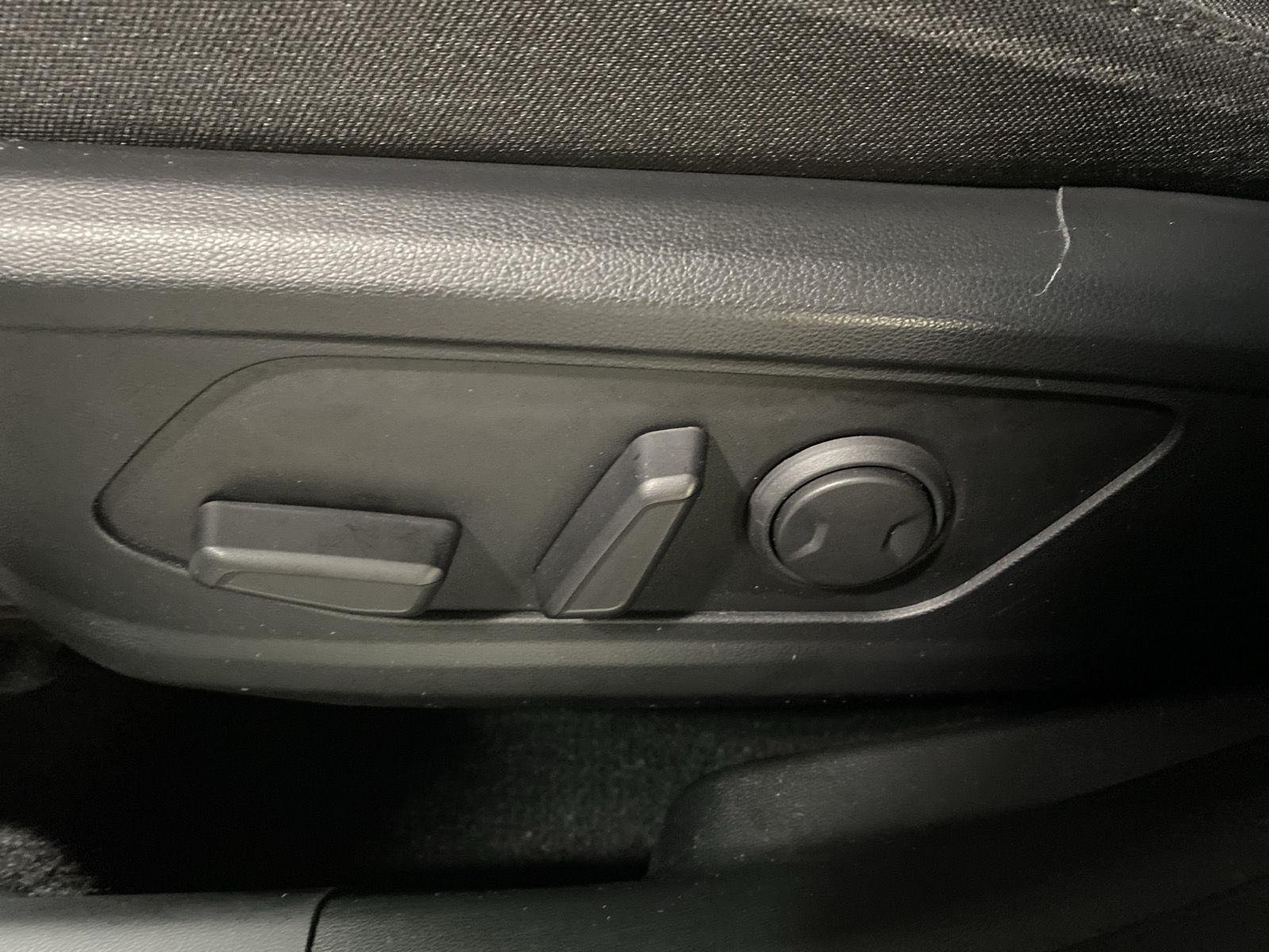 Used 2023 Hampton Gray Hyundai NIGHT image 17