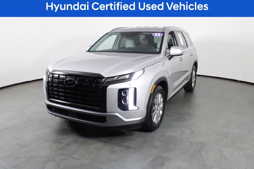 Certified Used 2025 Silver Hyundai SEL image 2