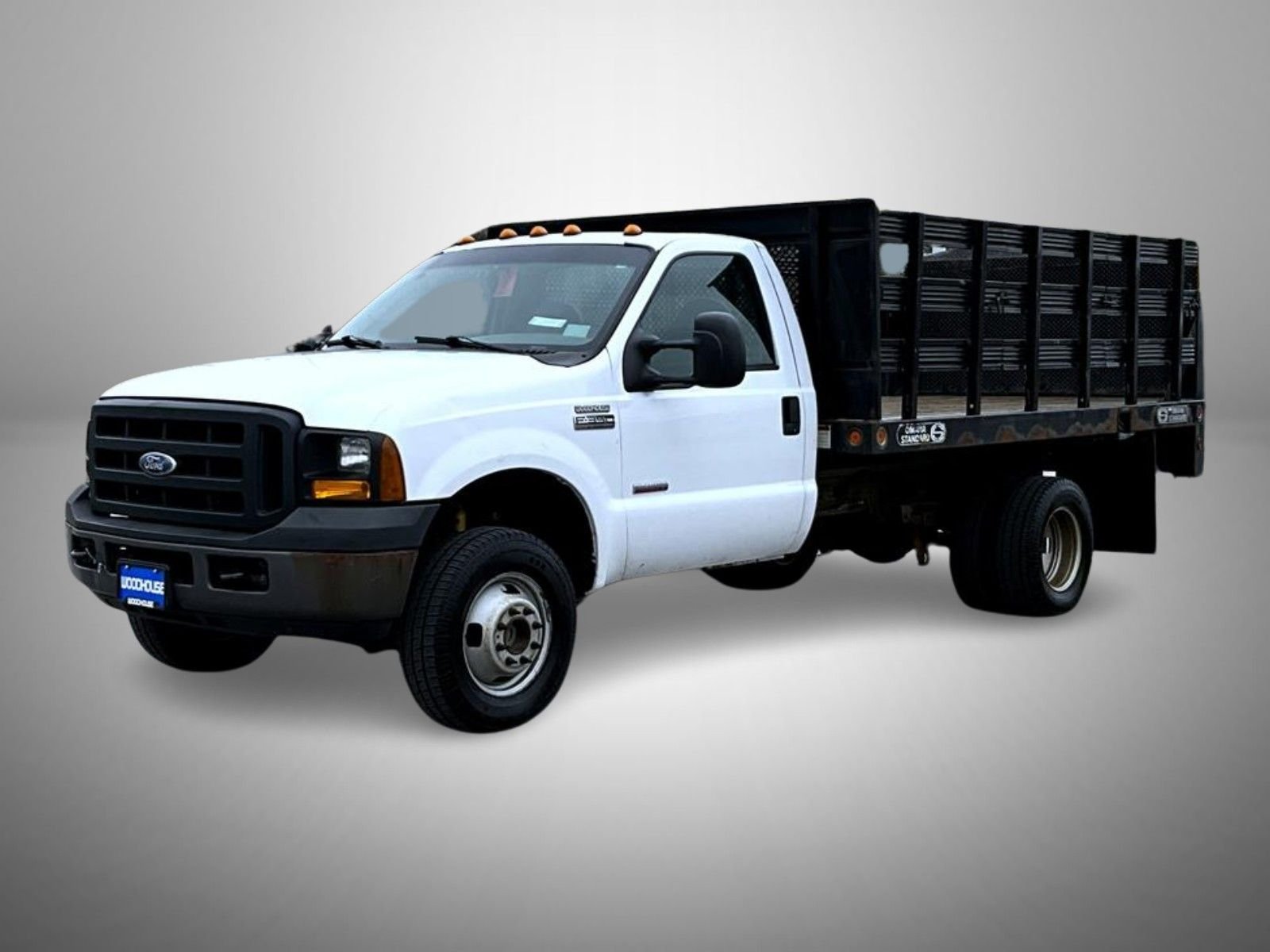2006 Ford F-350 Super Duty Chassis Cab XL