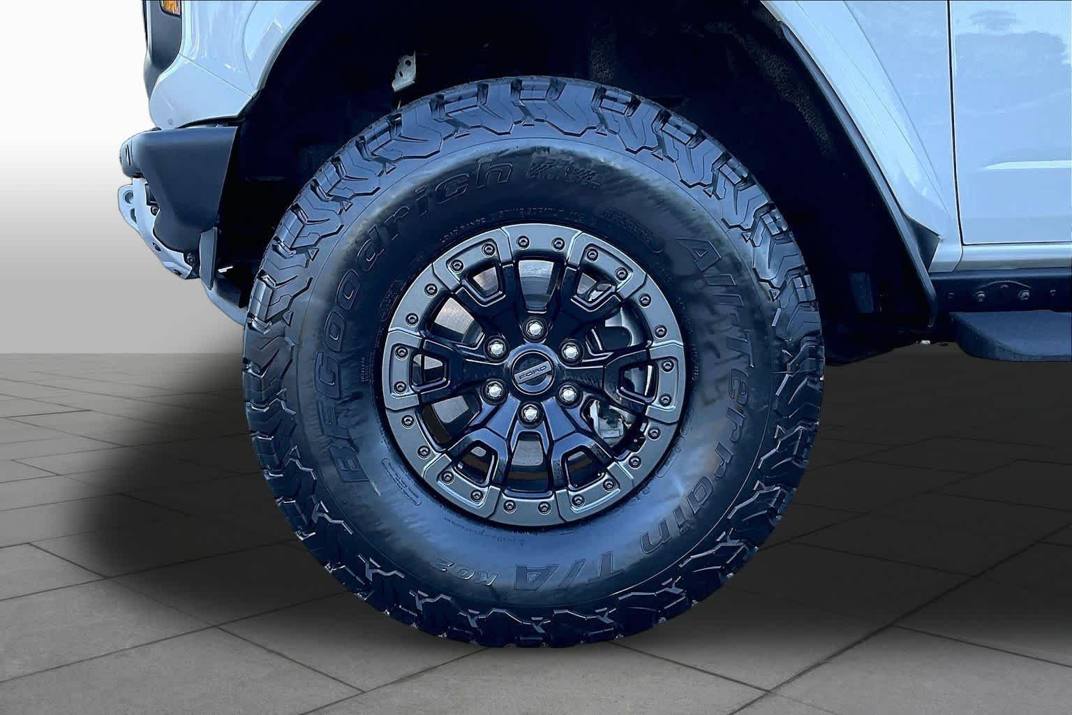 Used 2024 Oxford White Ford Raptor image 10