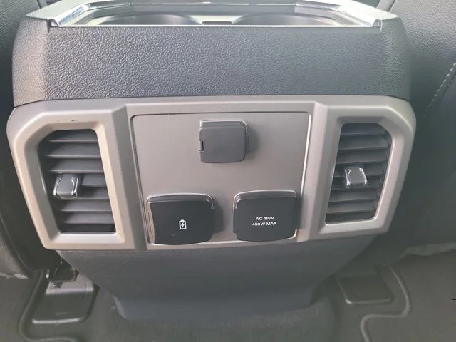 Used 2022 Red Ford Lariat image 16