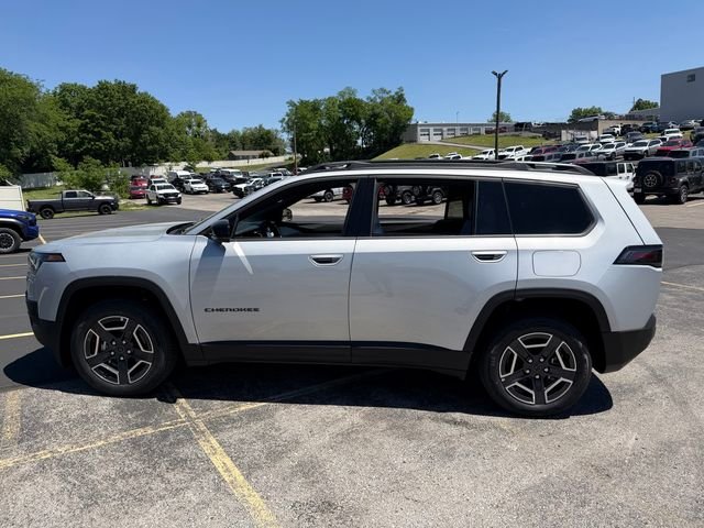 New 2026 Silver Zynith Clear-Coat Exterior Paint Jeep Limited image 11