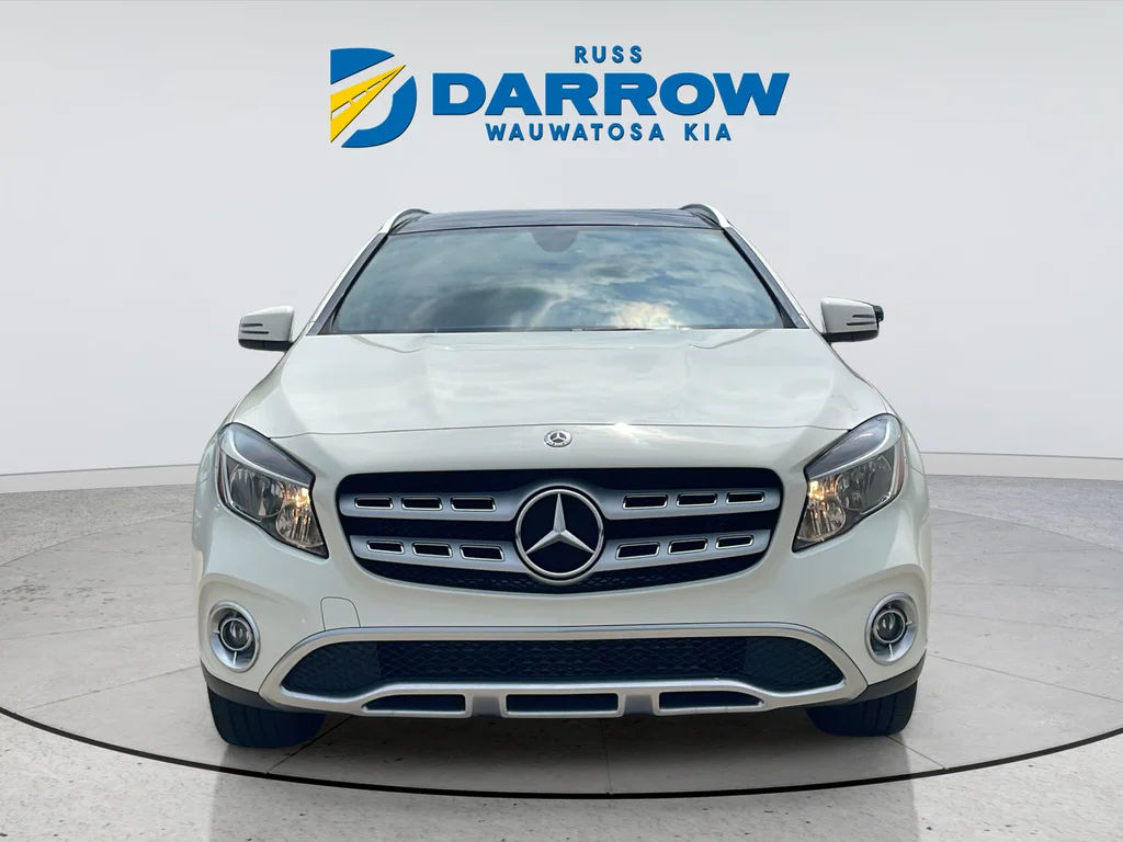 Used 2018 White Mercedes-Benz GLA 250 image 8
