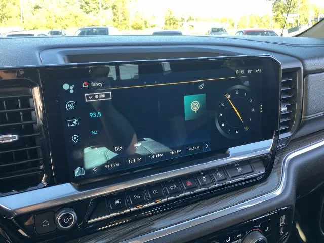 2023 Chevrolet Silverado 1500 RST - Photo 13