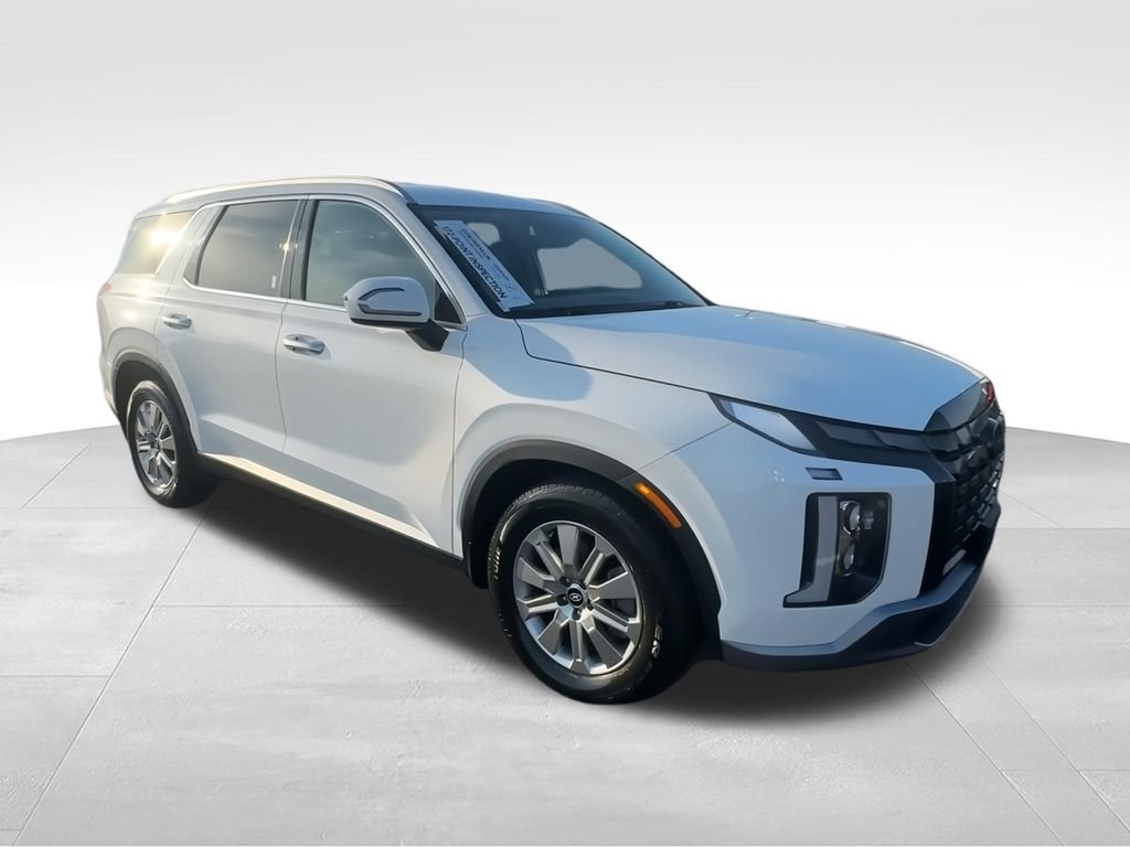 Certified Used 2023 White Hyundai SEL image 2