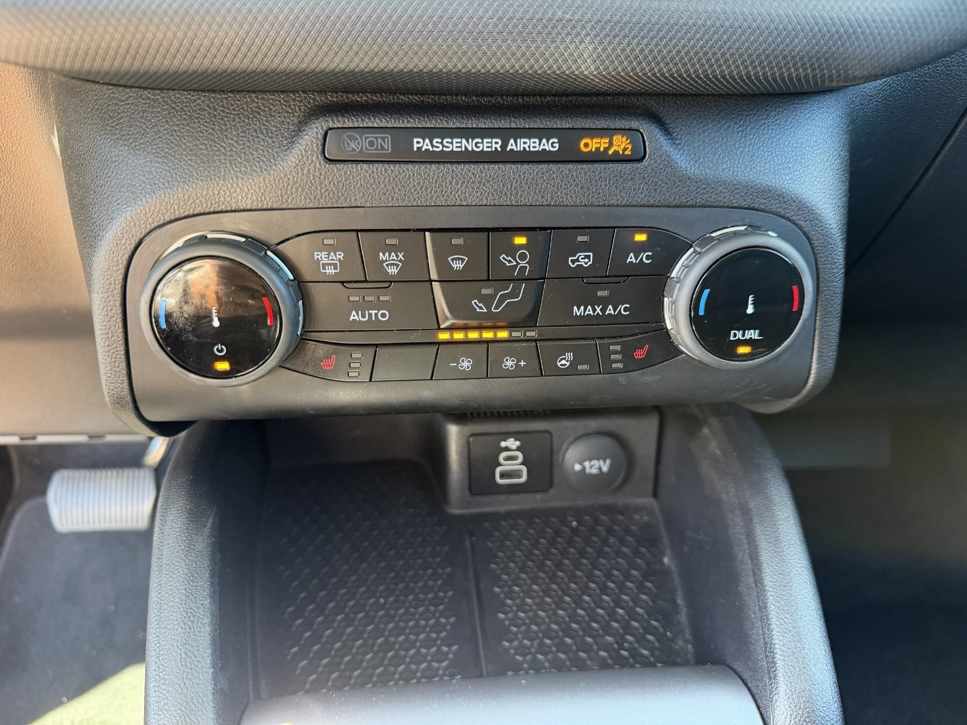 Used 2024 Oxford White Ford Outer Banks image 6