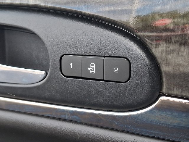 Used 2014 Quicksilver Metallic Buick Premium image 28