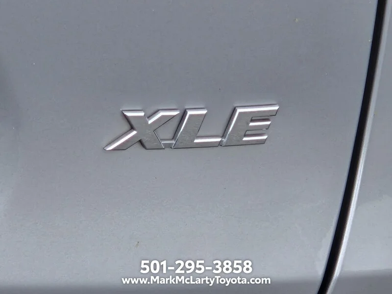 Used 2022 Silver Sky Metallic TOYOTA XLE image 6