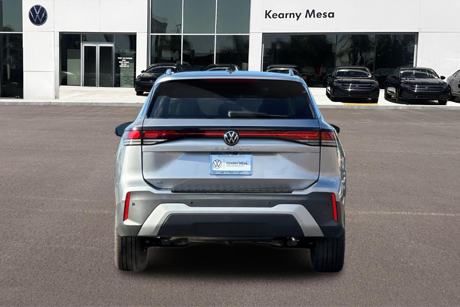 New 2026 Pyrite Silver Metallic Volkswagen 2.0T SE image 5
