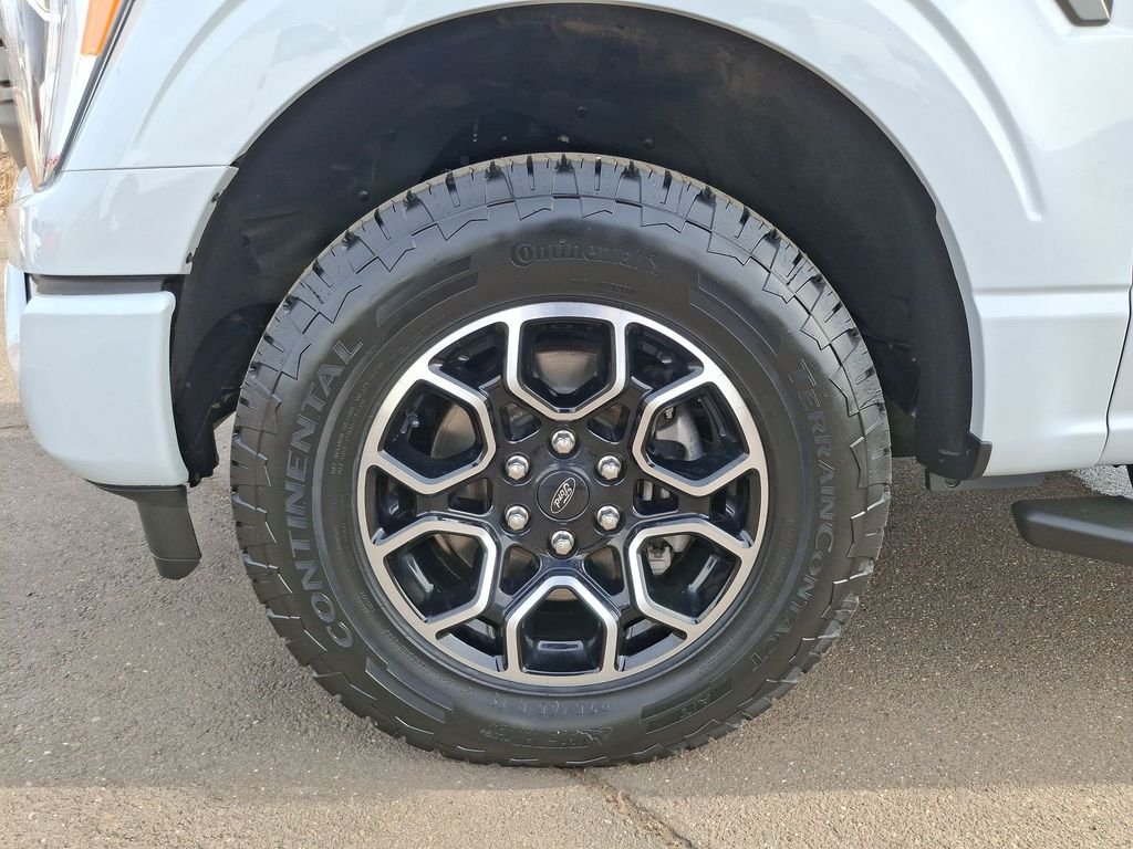 Used 2022 White Ford XLT image 18