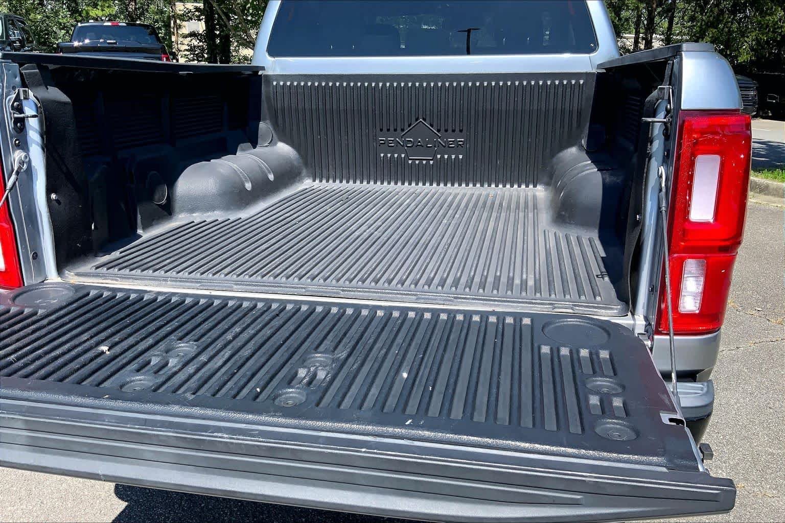 Used 2022 Iconic Silver Ford XLT image 32