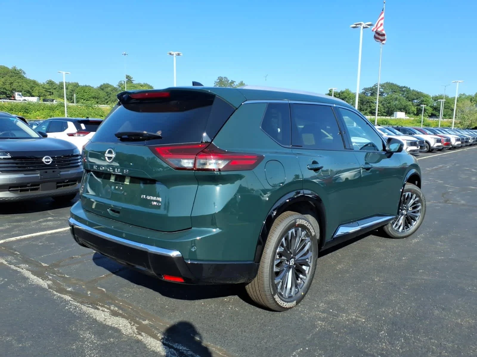 New 2026 Obsidian Green Nissan Platinum image 4