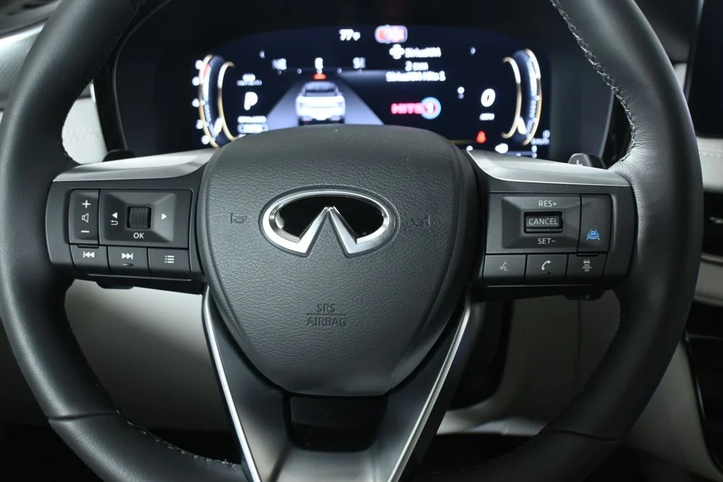 New 2027 Black INFINITI LUXE image 19