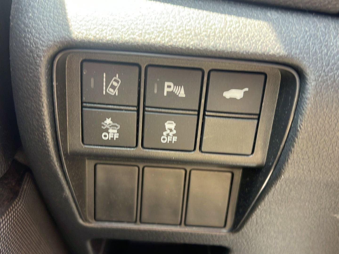 Used 2022 Platinum White Pearl Honda Touring image 15