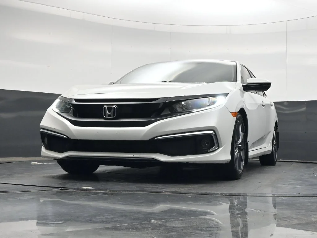 Used 2019  Honda EX image 28