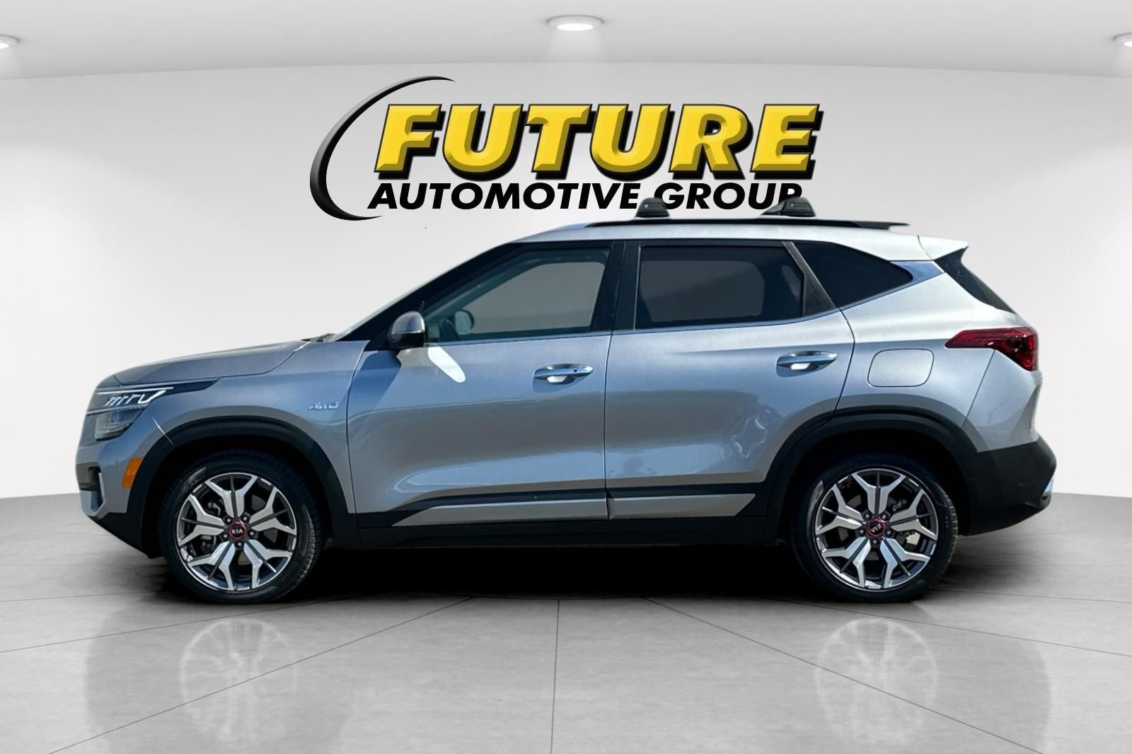 Used 2021 Gray Kia SX image 7