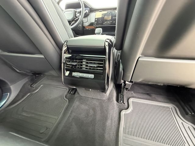 Certified Used 2026 White Land Rover Dynamic SE image 17