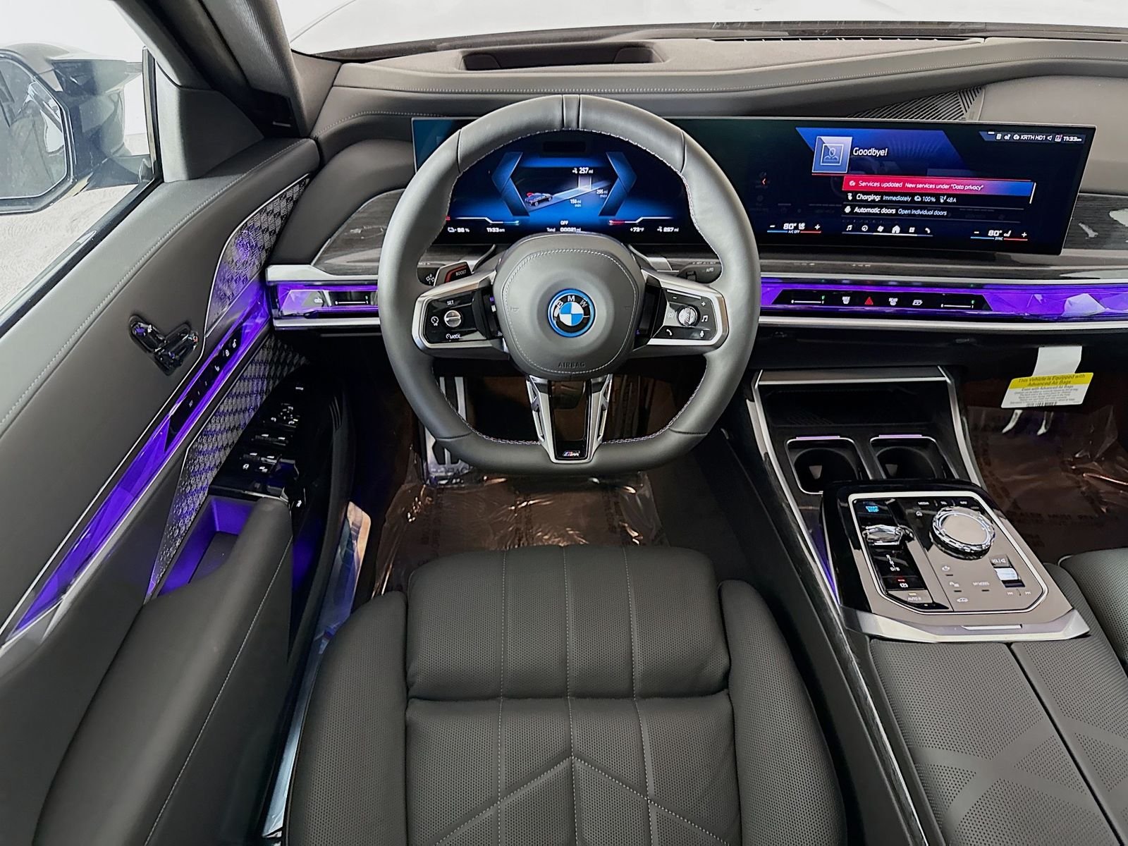 2026 BMW i7 M70 - Photo 24