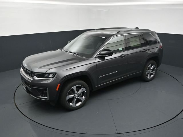 New 2026 Baltic Gray Metallic Clear-Coat Exterior Paint Jeep Limited image 14