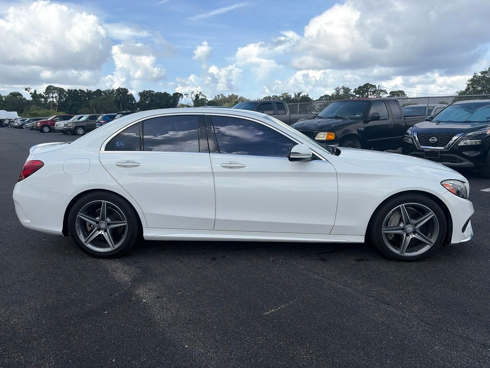 Used 2016 White Mercedes-Benz C 300 image 8