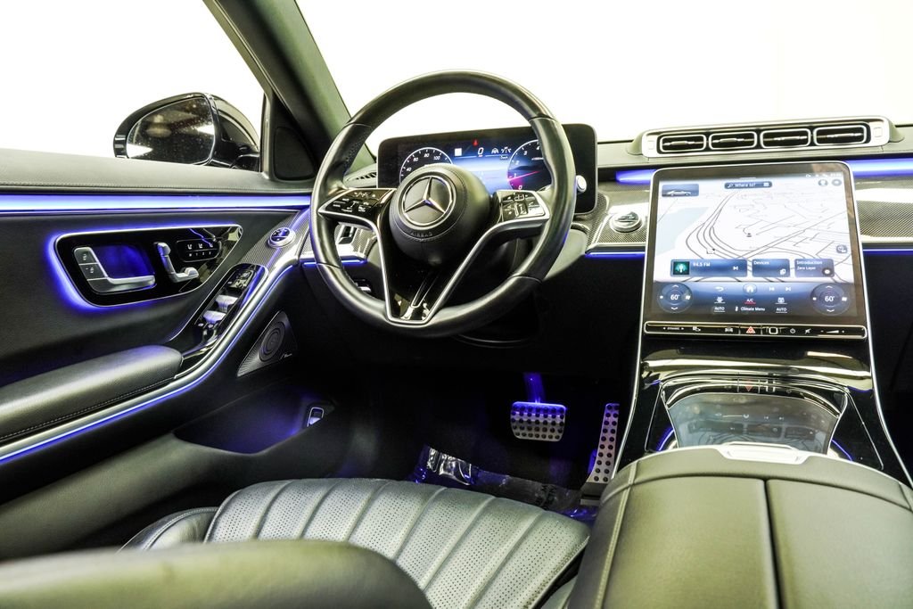 Used 2022 Gray Mercedes-Benz S 500 image 24