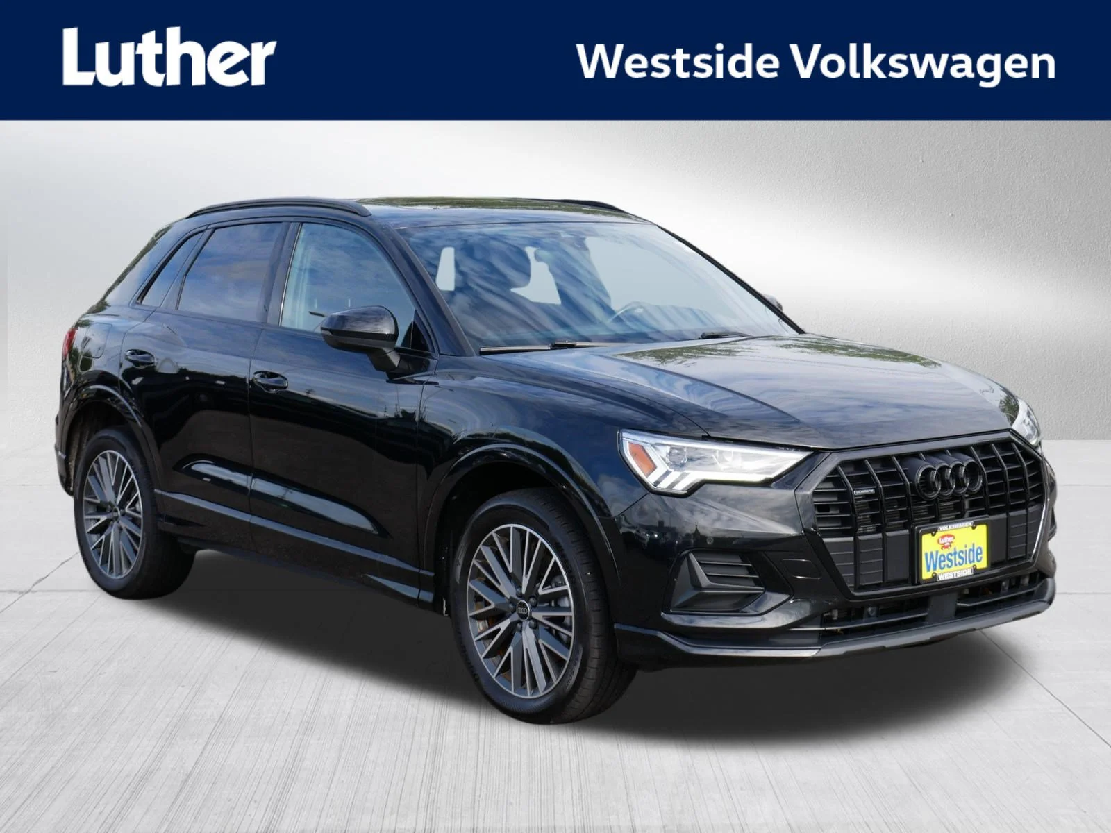 2023 Audi Q3 Premium