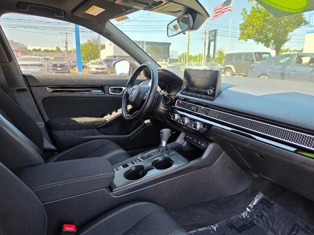 2025 Honda Civic Sport - Photo 11