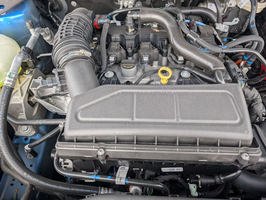 New 2025 Velocity Blue Metallic Ford Outer Banks® image 53