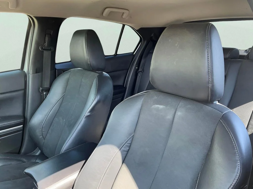 Used 2022  Mitsubishi SE image 26