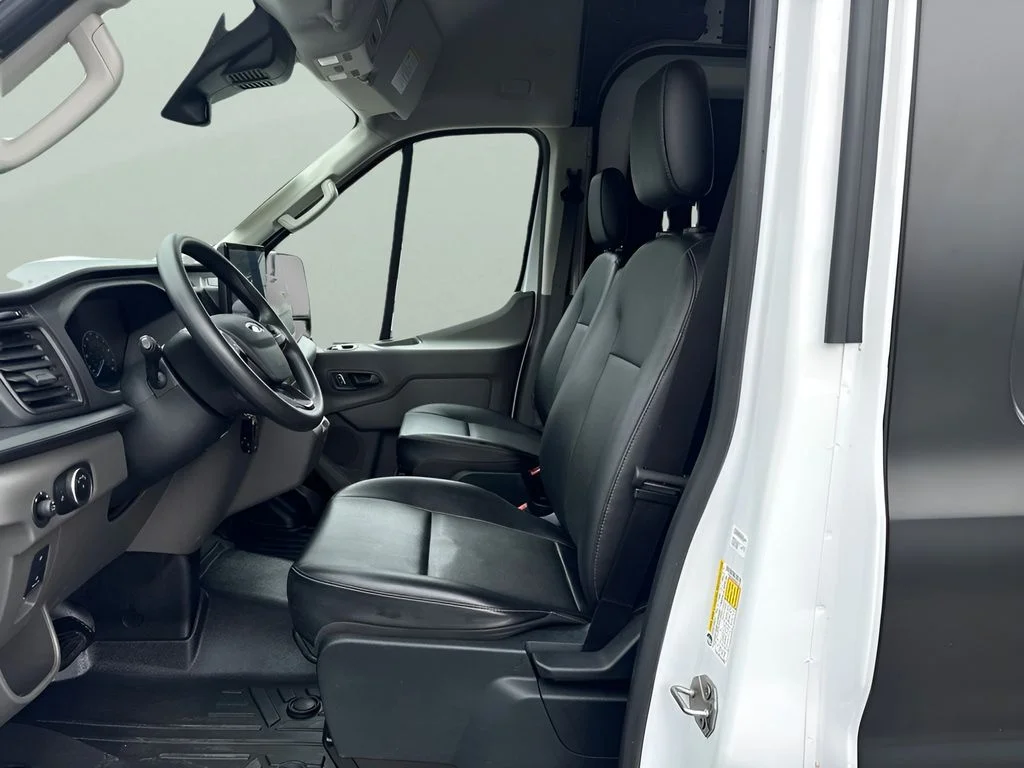 Used 2023 White Ford Base image 9