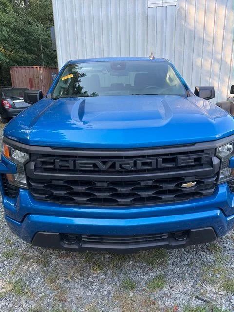 Used 2023 Blue Chevrolet Custom image 2
