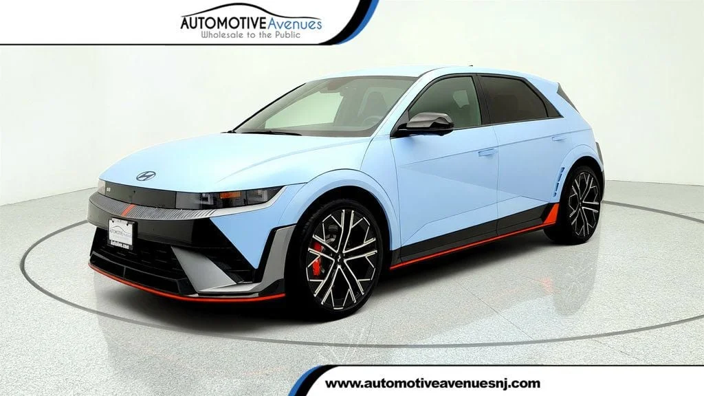 Used 2025 Performance Blue Matte Hyundai AWD image 1